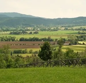 Курортный комплекс Agriturismo & Cantina Tenuta Casteani Ribolla