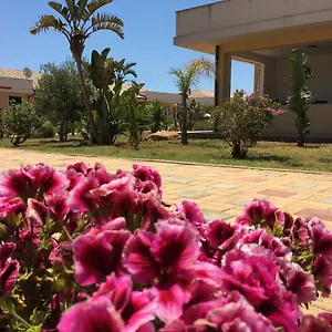 Курортный комплекс Calabernardo Resort Калабернардо
